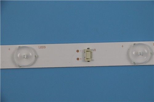 LED Backlight Strip 5800-W32001-3P00 / 5800-W32001-5P00 for Skyworth 32inch 32E360E 32E3000