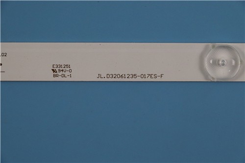 Suitable for Panasonic YH18E320 LCD TV backlight strip JL.D32061235-017ES-F