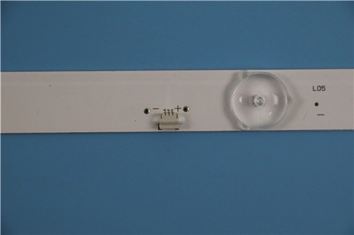 Suitable for Panasonic YH18E320 LCD TV backlight strip JL.D32061235-017ES-F